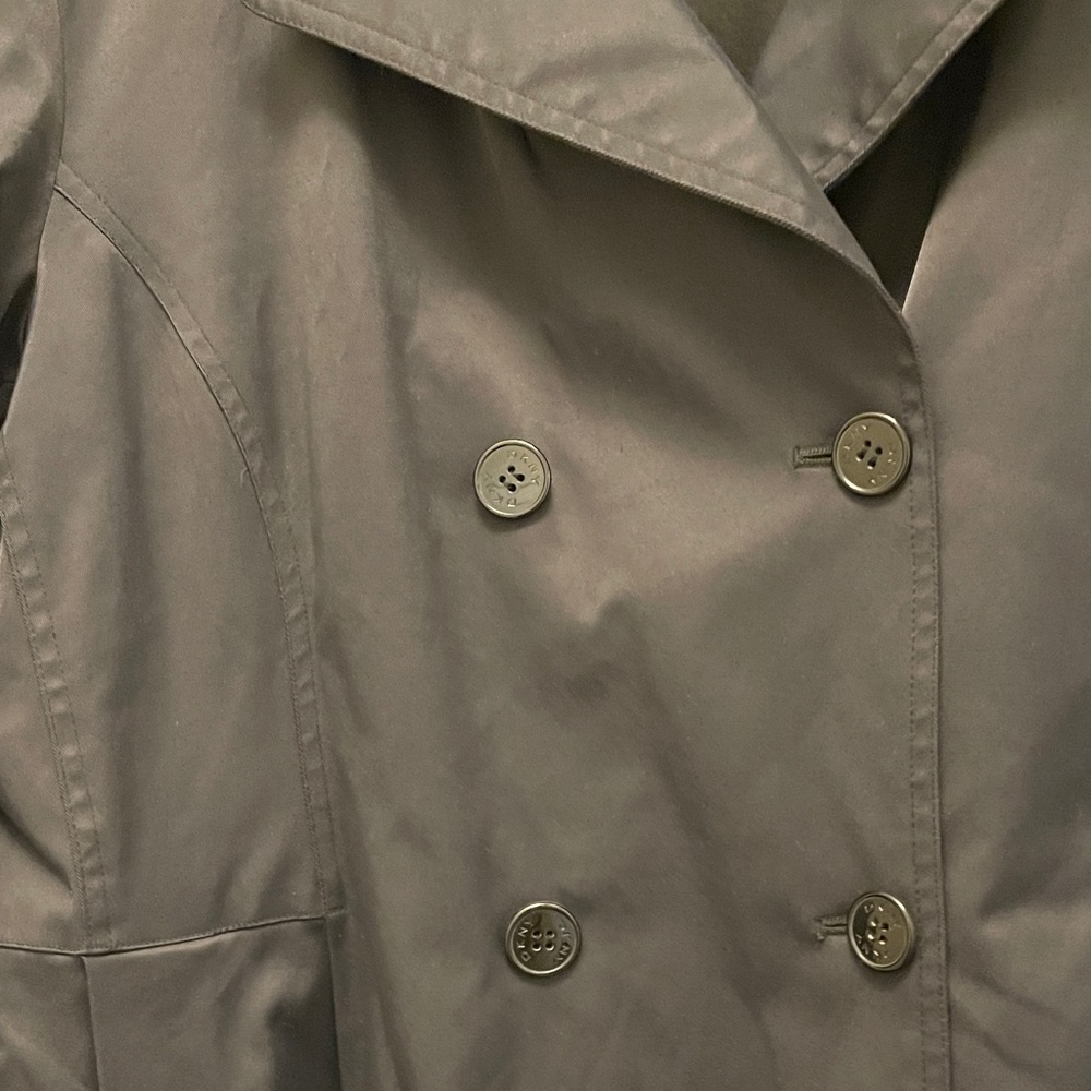 Vintage DKNY Women's Elegant Black Trench Coat - Picture 3 of 9
